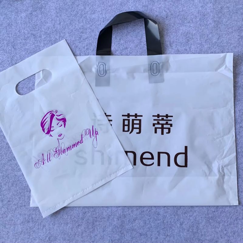 Custom plastic shopping bag with logo wholesale